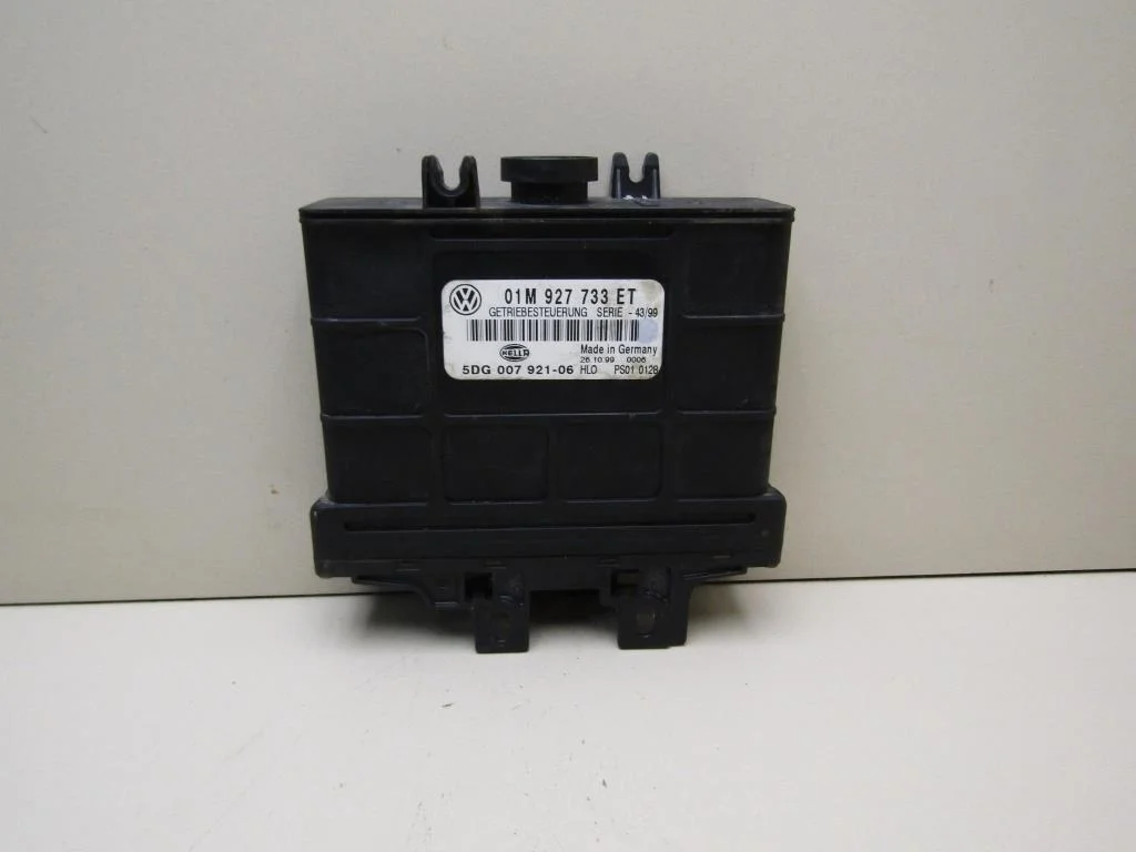 Блок управления АКПП Skoda Octavia 1997-2000  [01M927733ET]  1.8Т AGU в Вологде