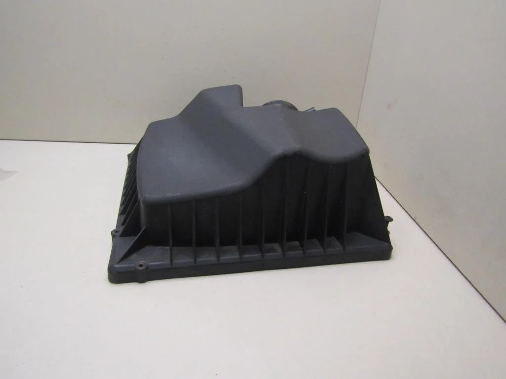 Корпус воздушного фильтра Opel Astra J 2010-2017  [13301783]  1.6 A16XER в Вологде