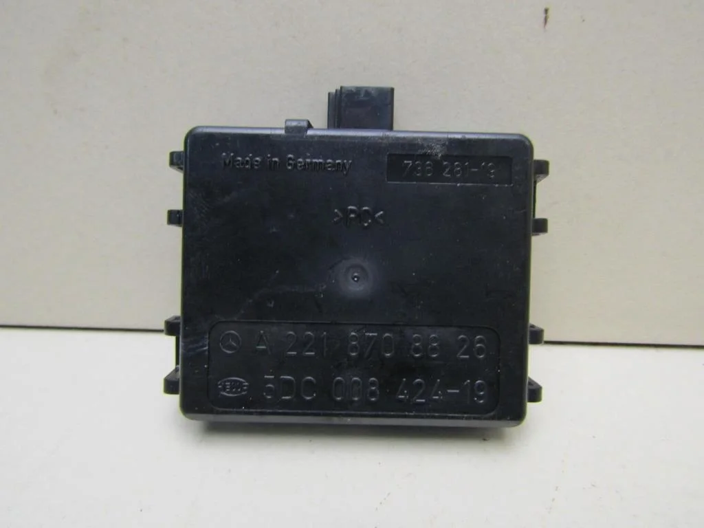 Датчик дождя Mercedes Benz W221 2005-2013  [A2218708826]  3.2, 642.930 (2987 куб.см) 235H/P в Вологде