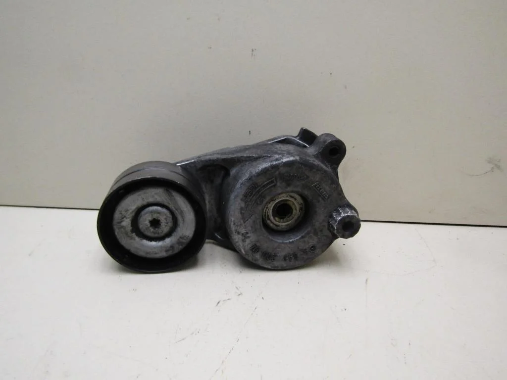 Натяжитель ремня Mercedes Benz W221 2005-2013  [A6422000470]  3.2, 642.930 (2987 куб.см) 235H/P в Вологде