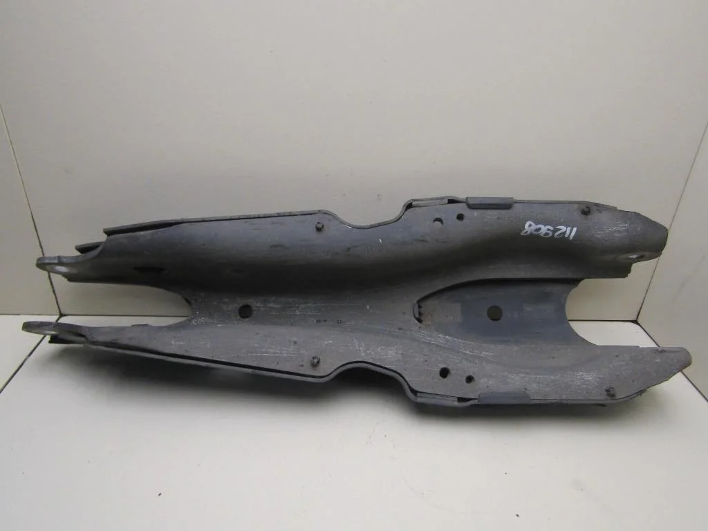 Рычаг задний нижний Mercedes Benz W221 2005-2013  [A2213520102]  3.2, 642.930 (2987 куб.см) 235H/P в Вологде