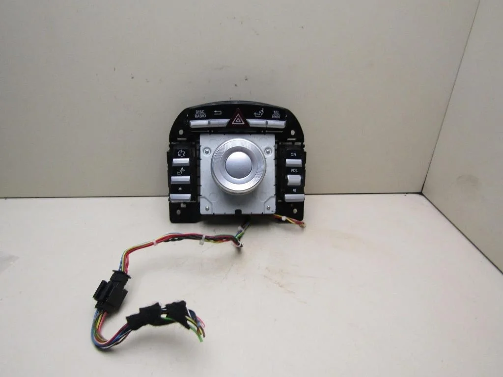 Блок кнопок Mercedes Benz W221 2005-2013  [A2218700451]  3.2, 642.930 (2987 куб.см) 235H/P в Вологде