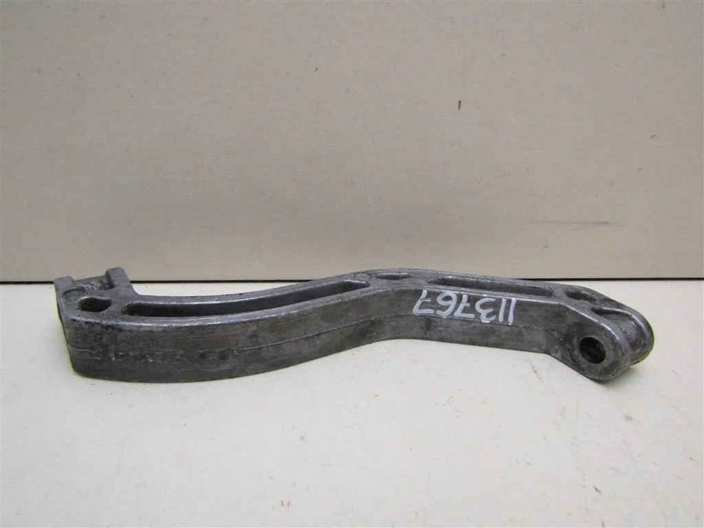 Кронштейн КПП VW Golf Plus 2005-2014  [1K0199359E]  в Вологде