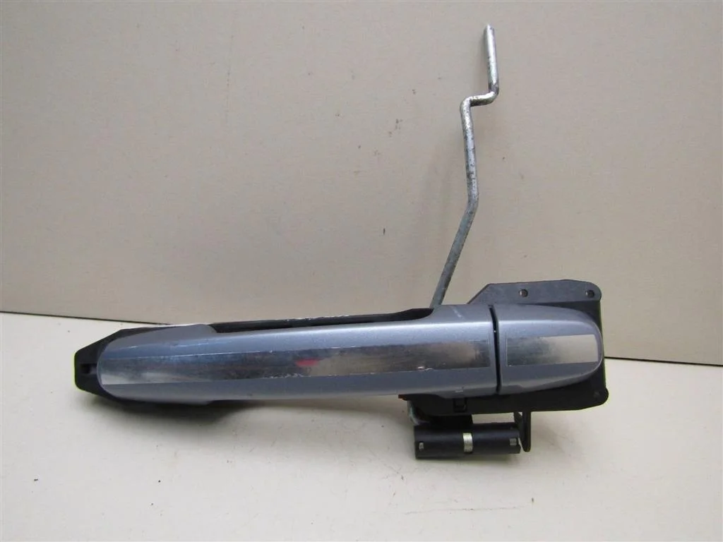 Ручка двери передней наружная правая Toyota Corolla E12 2001-2006  [6920105060]  в Вологде