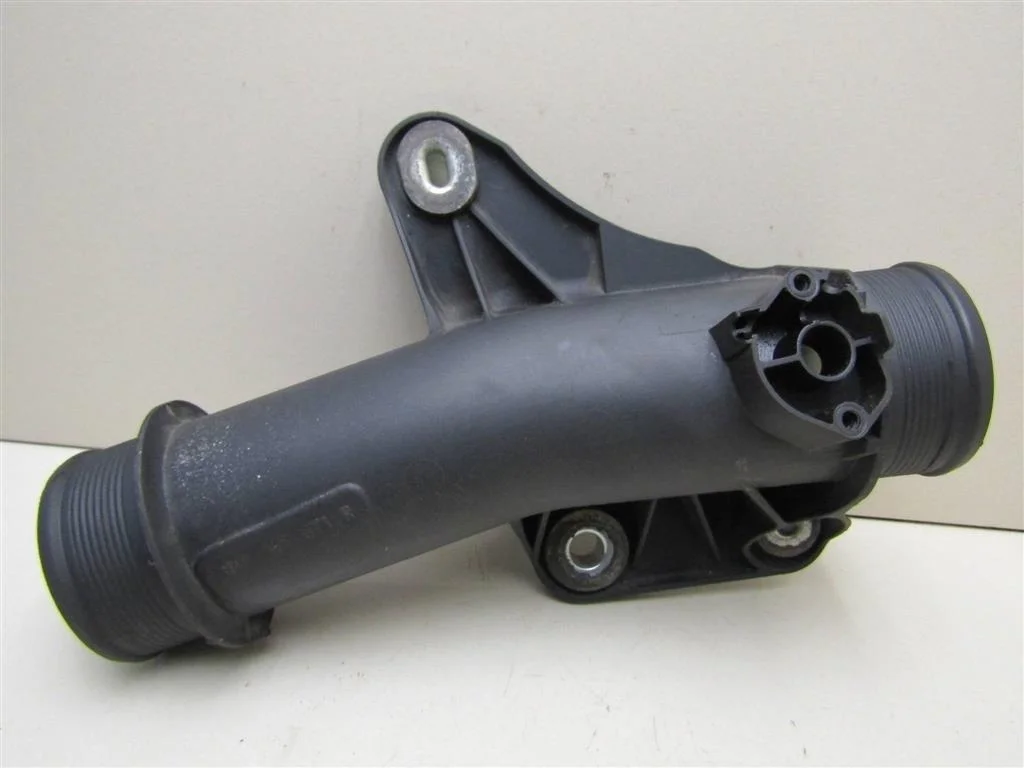 Патрубок интеркулера Audi A4 (B8) 2007-2015  [8K0145673E]  2.7 CAM в Вологде