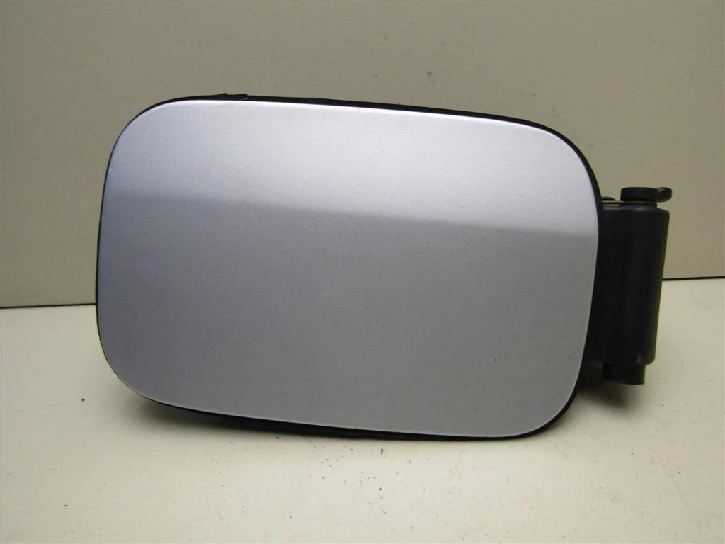 Лючок бензобака BMW X3 E83 2004-2010  [51177055877]  2.0d  в Вологде