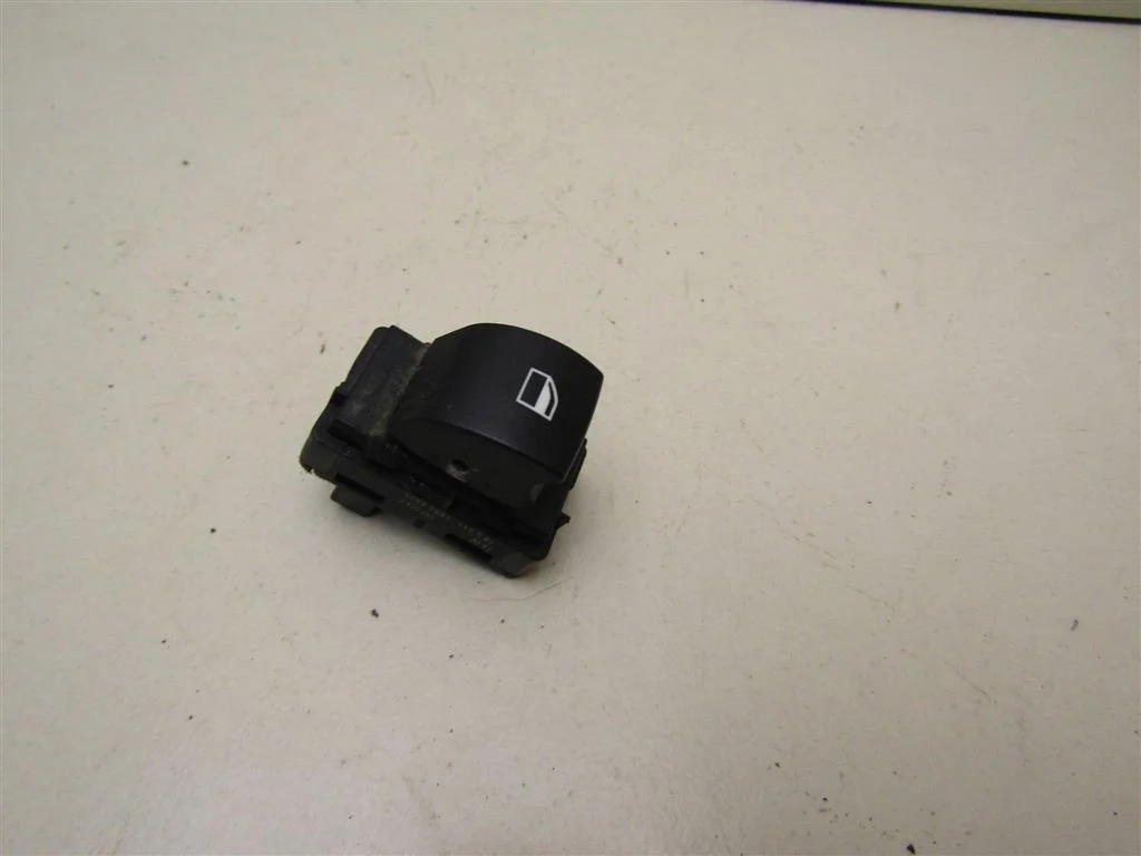 Кнопка стеклоподъемника BMW X3 E83 2004-2010  [61316922244]  2.0d  в Вологде