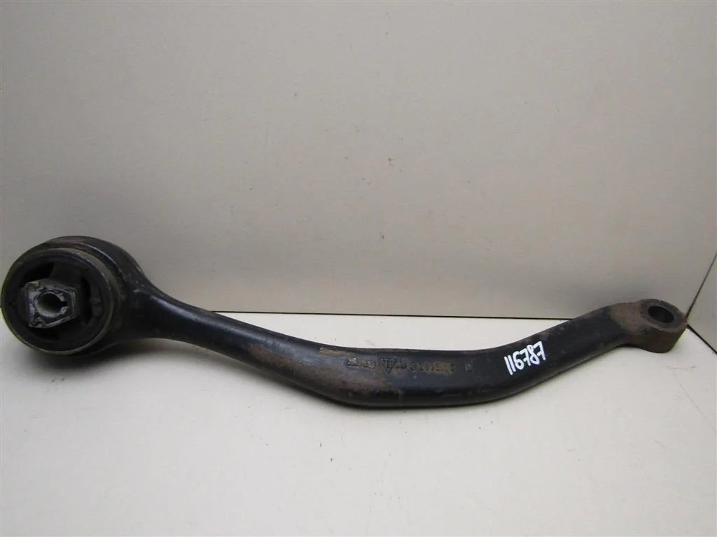 Рычаг передний правый BMW X3 E83 2004-2010  [31103443128]  2.0d  в Вологде