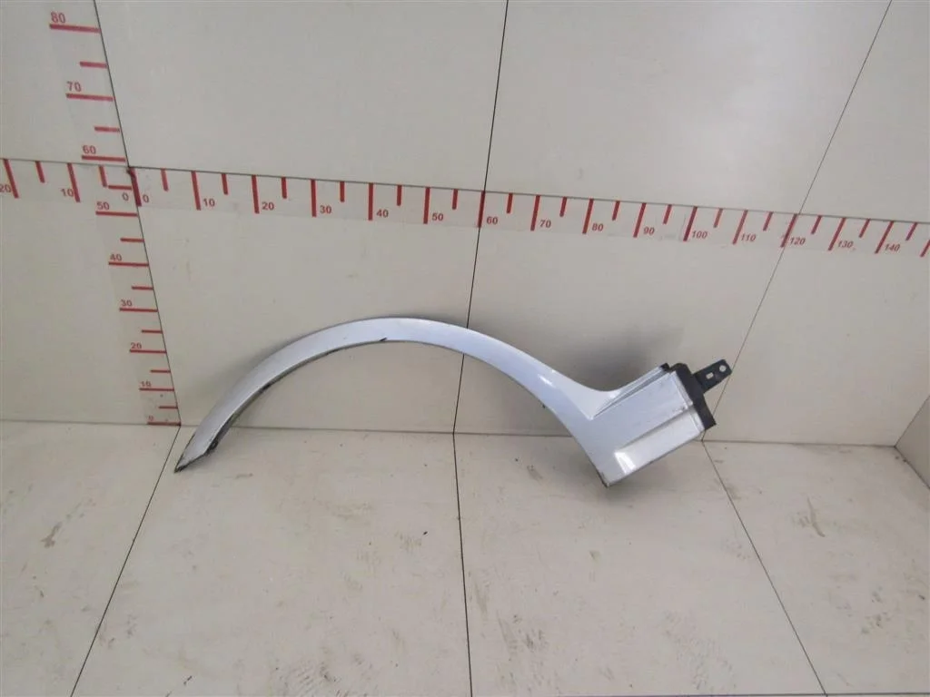Накладка переднего крыла левого BMW X3 E83 2004-2010  [51713405817]  2.0d  в Вологде