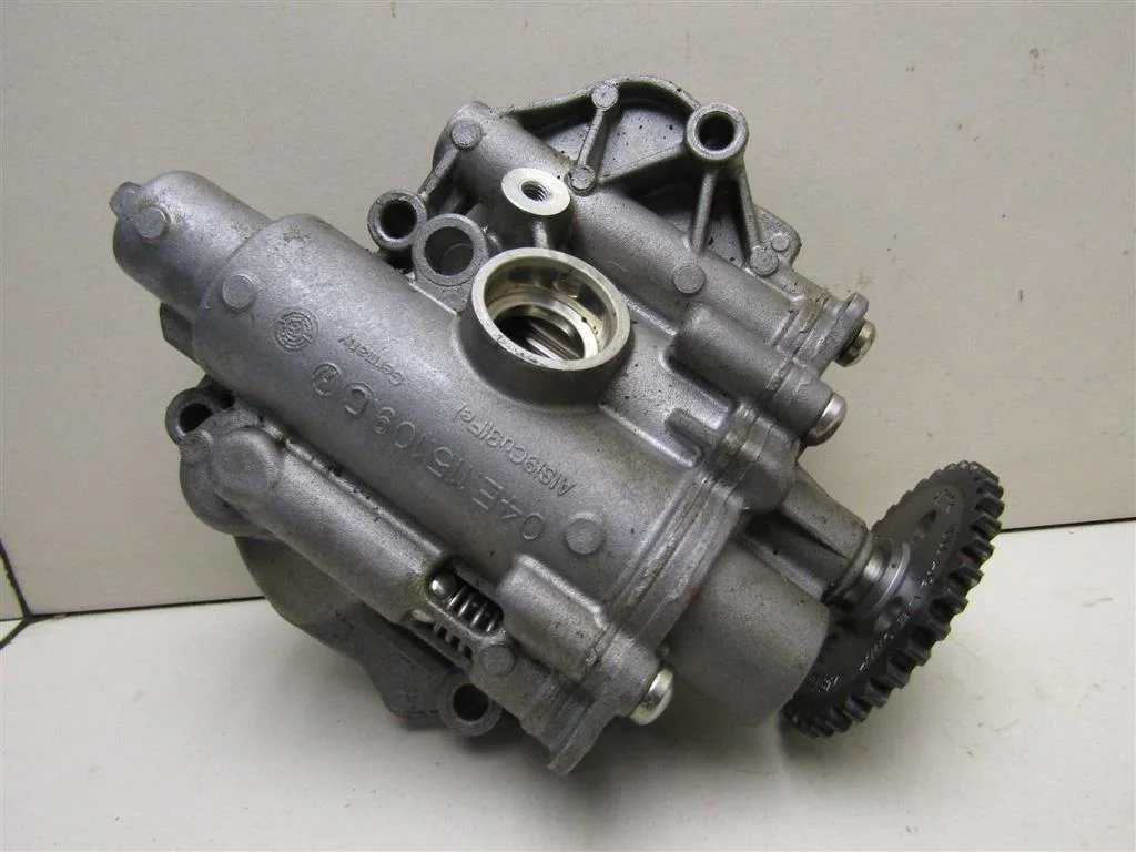 Насос масляный Skoda Octavia (A7) 2013-2020  [04E115103F]  1.4T CHPA,CZCB,CZCA в Вологде