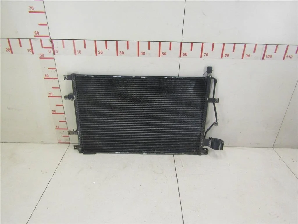 Радиатор кондиционера (конденсер) Volvo XC70 Cross Country 2000-2006  [30676602]  2.4 B5244T3 в Вологде