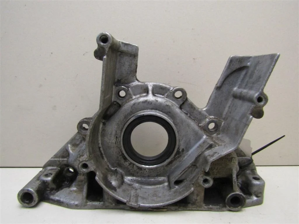 Крышка двигателя передняя VW Golf IV \Bora 1997-2005  [038103153A]  1.8 AWP в Вологде