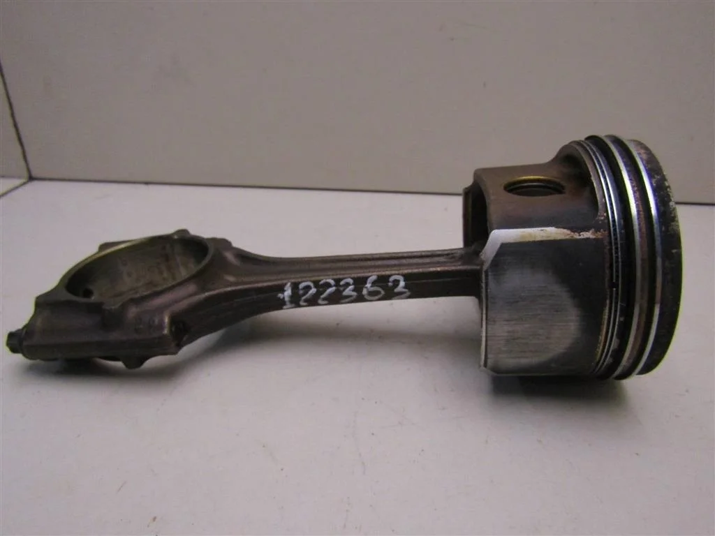 Шатун VW Golf IV \Bora 1997-2005  [06A198401]  1.8  в Вологде