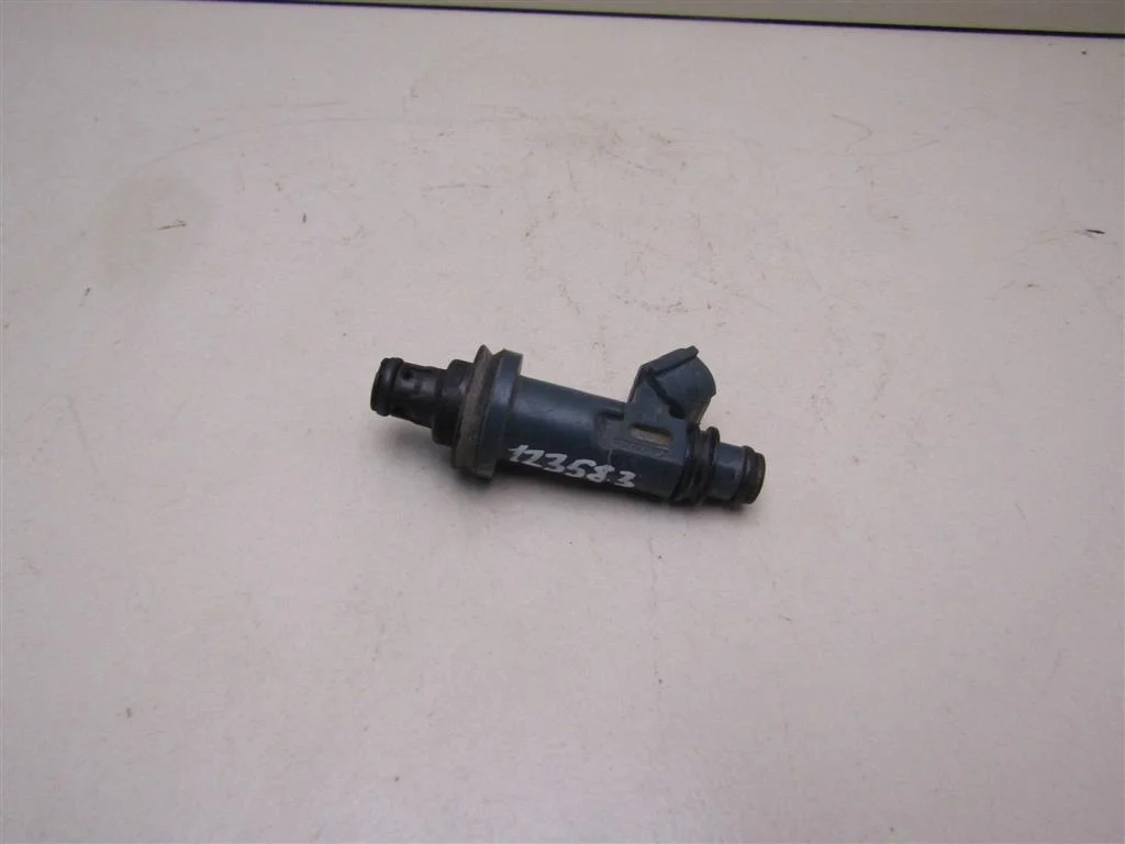 Форсунка инжекторная электрическая Lexus RX 300 1998-2003  [2320920020]  3.0 1MZFE в Вологде