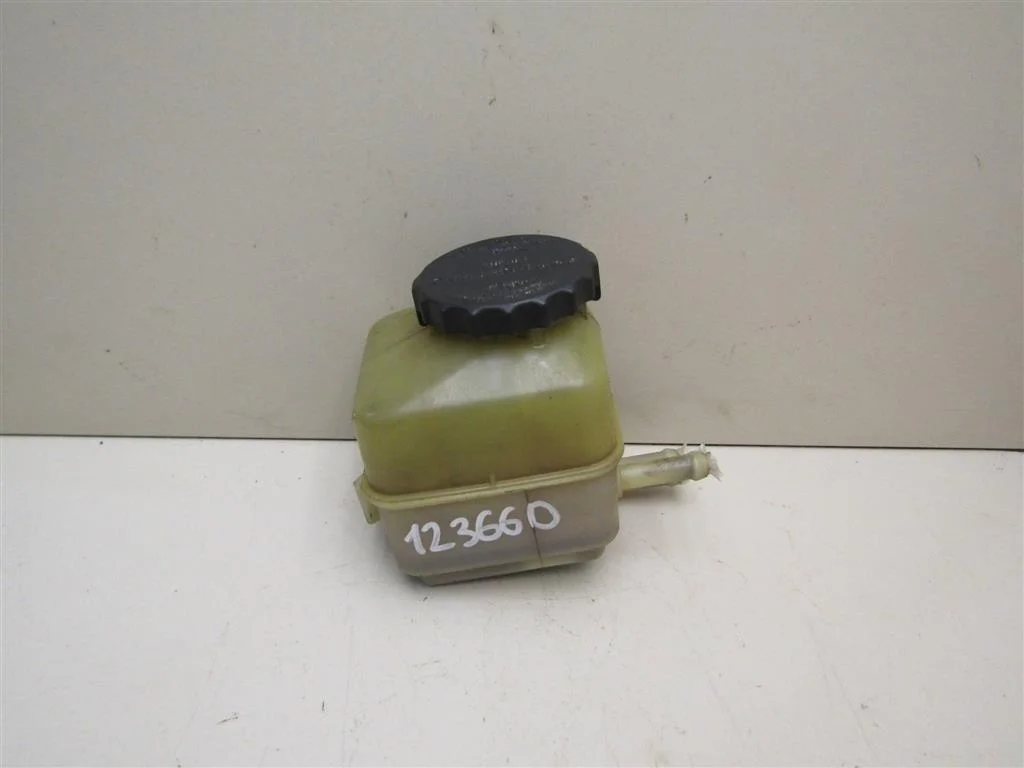 Бачок гидроусилителя Lexus RX 300 1998-2003  [4436048010]  3.0 1MZFE в Вологде