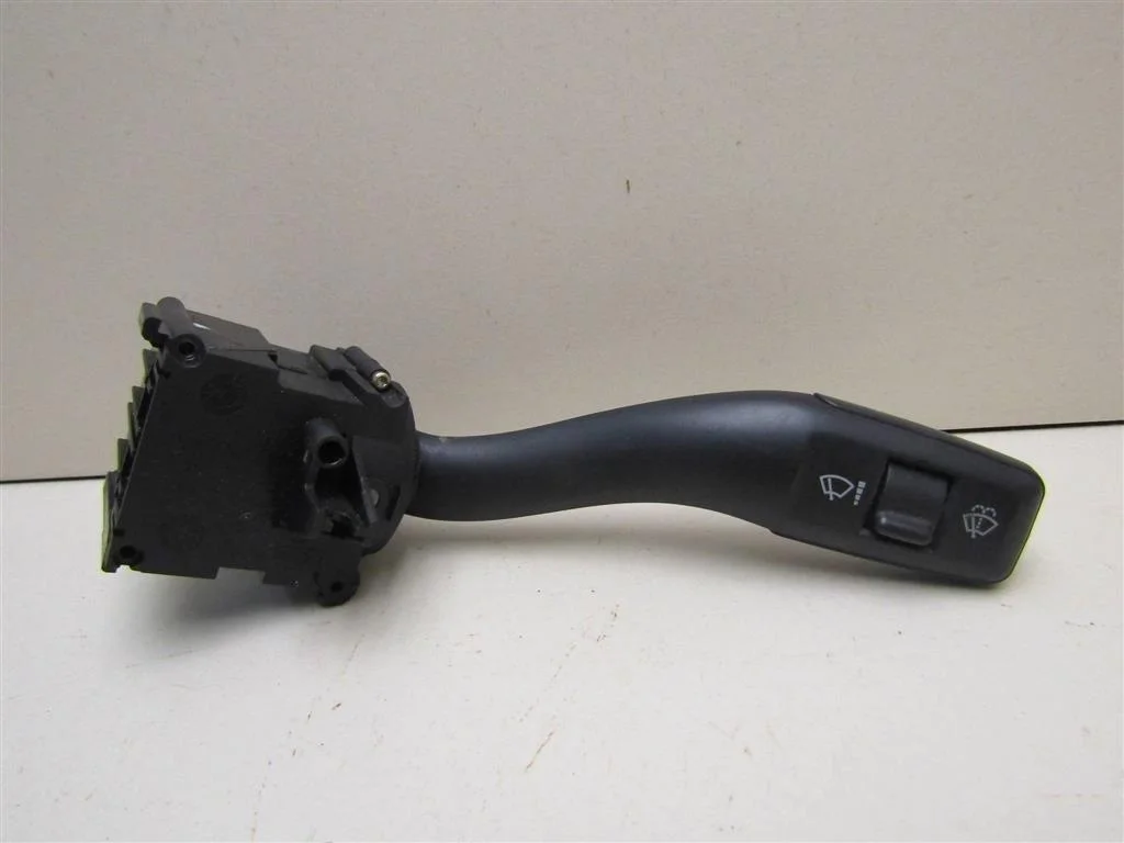 Переключатель стеклоочистителей Audi A4 (B6) 2000-2004  [8E0953503]  2.0 ALT в Вологде