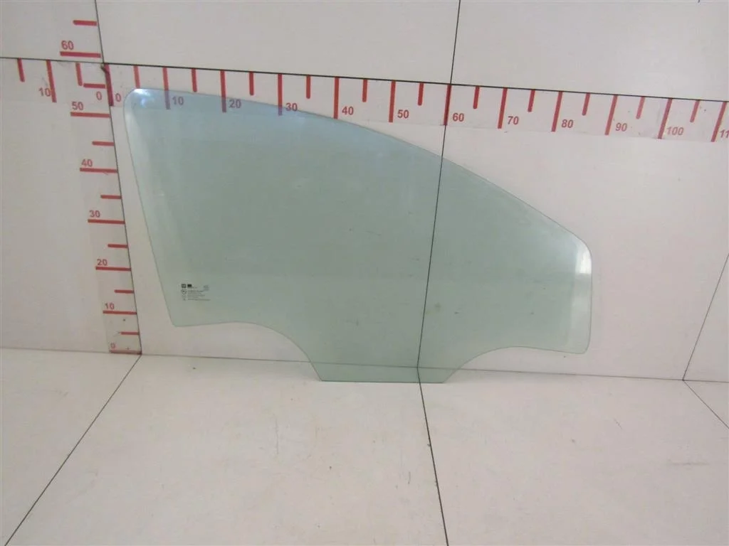 Стекло двери передней правой Chevrolet Aveo (T300) 2011-2015  [95963638]  1.6 16V F16D4 в Вологде