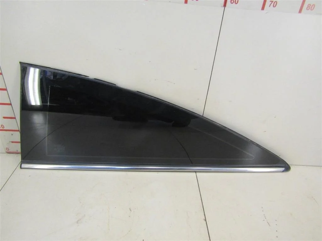 Стекло кузовное глухое левое Opel Astra H \ Family 2004-2015  [24463990]  1.8 Z18XE в Вологде