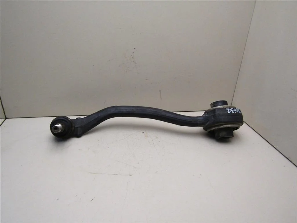 Рычаг передний нижний левый Mercedes Benz W203 2000-2006  [A2033303311]  2.2 OM646.963 в Вологде