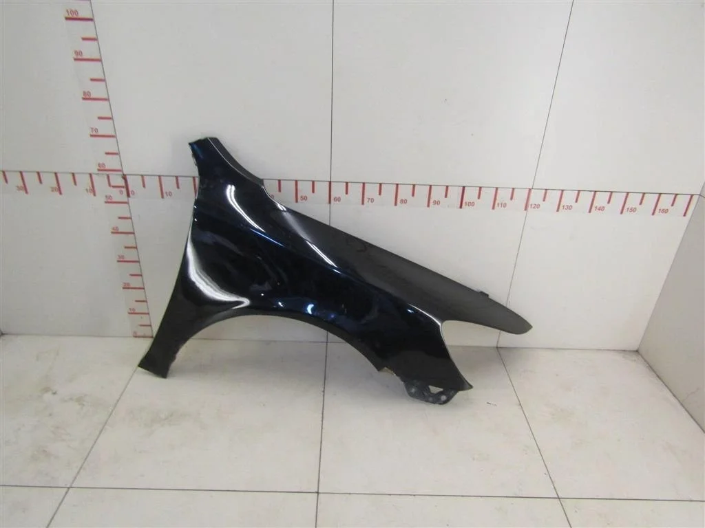 Крыло переднее правое Skoda Octavia (A5 1Z-) 2004-2013  [1Z0821106D]  1.6  BSE в Вологде