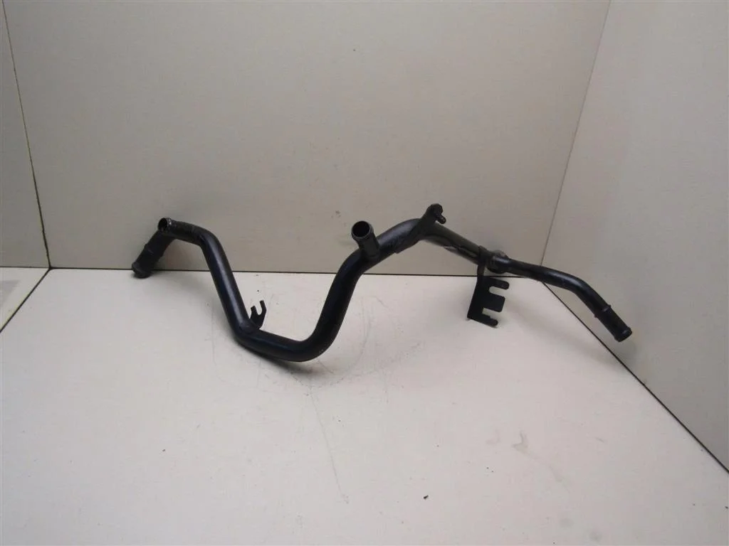 Трубка охлажд. жидкости металлическая VW Golf IV \Bora 1997-2005  [06A121065D]  1.6 AKL в Вологде