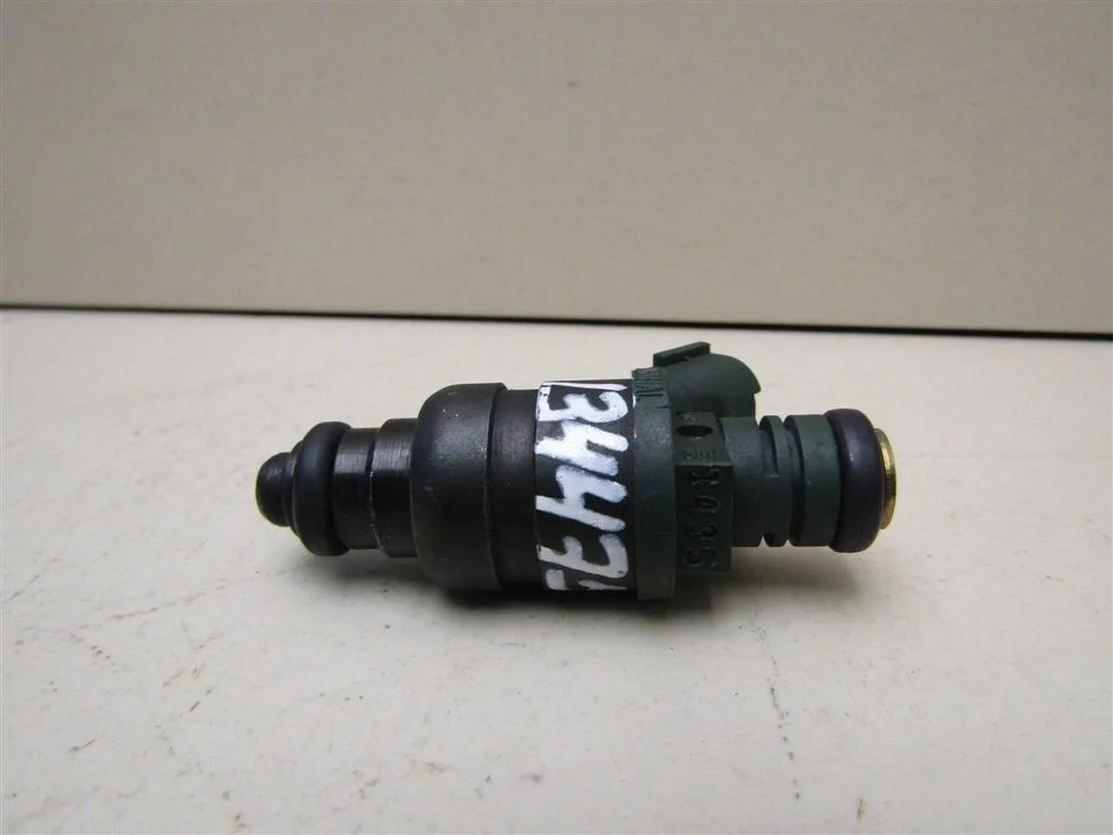Форсунка инжекторная электрическая VW Golf IV \Bora 1997-2005  [037906031AL]  1.6 AVU,BFQ в Вологде