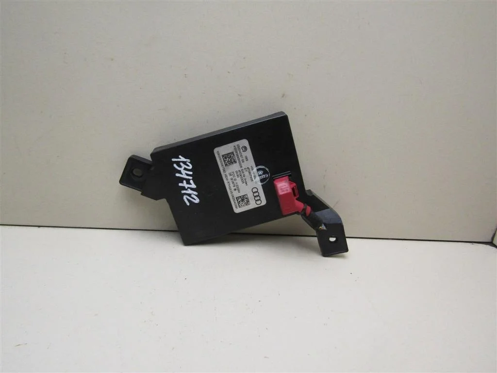 Блок электронный Audi A6 (C6,4F) 2005-2011  [4F0910335]  3.2 AUK в Вологде