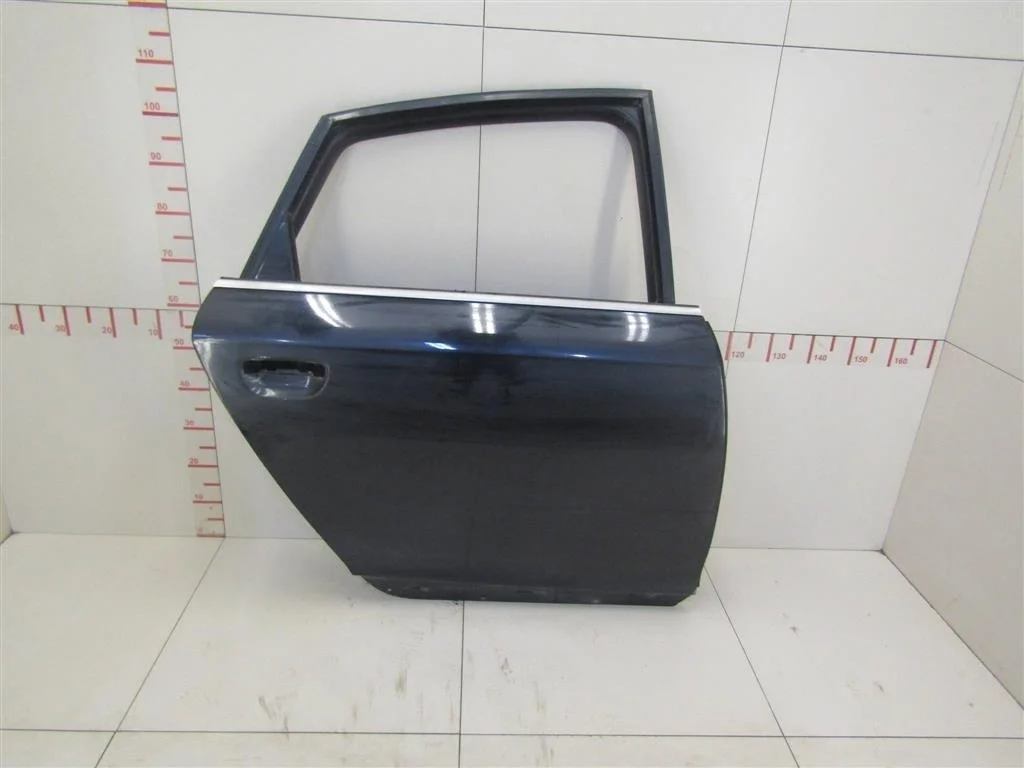 Дверь задняя правая Audi A6 (C6,4F) 2005-2011  [4F0833052G]  3.2 AUK в Вологде