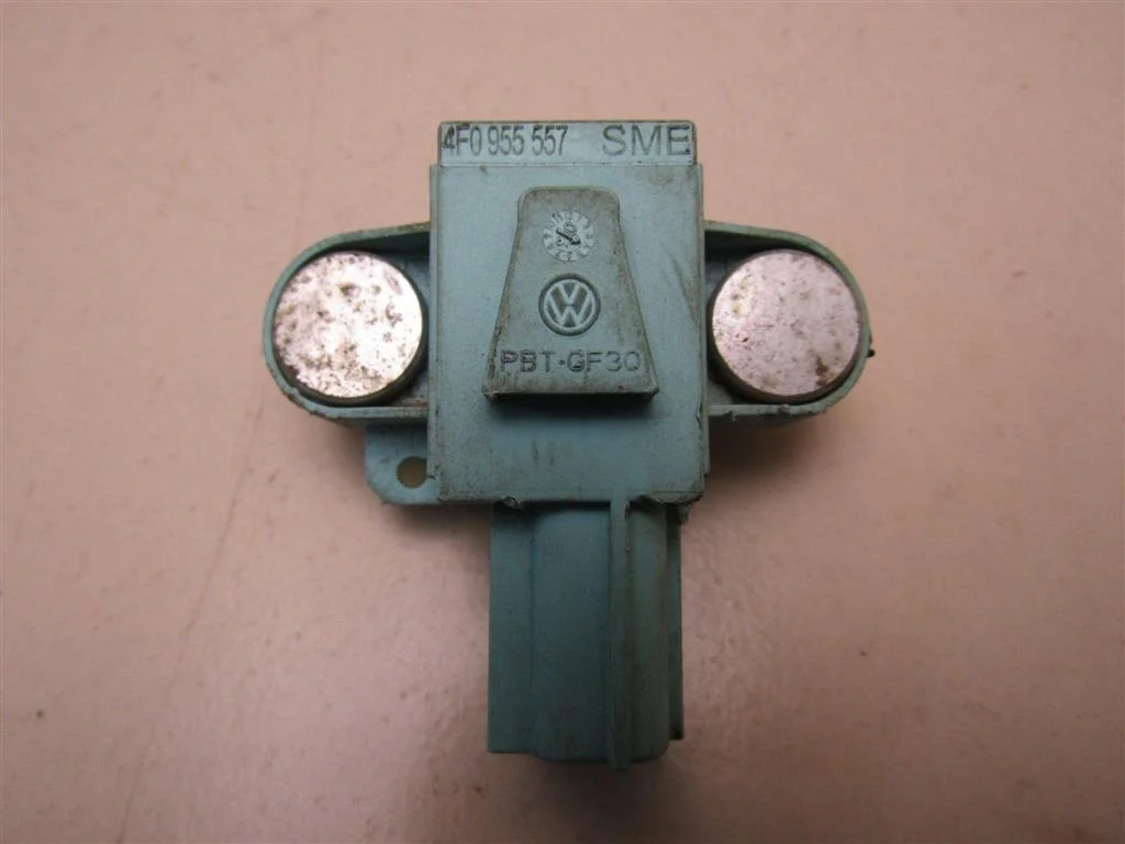 Датчик AIR BAG Audi A6 (C6,4F) 2005-2011  [4F0955557]  3.2 AUK в Вологде