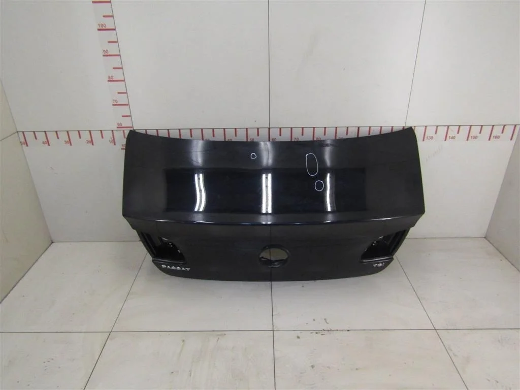 Крышка багажника VW Passat (B6) 2005-2010  [3C5827025H]  в Вологде