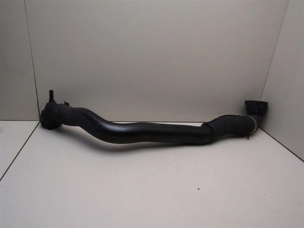 Патрубок радиатора VW Passat (B6) 2005-2010  [3C0122101FB]  в Вологде