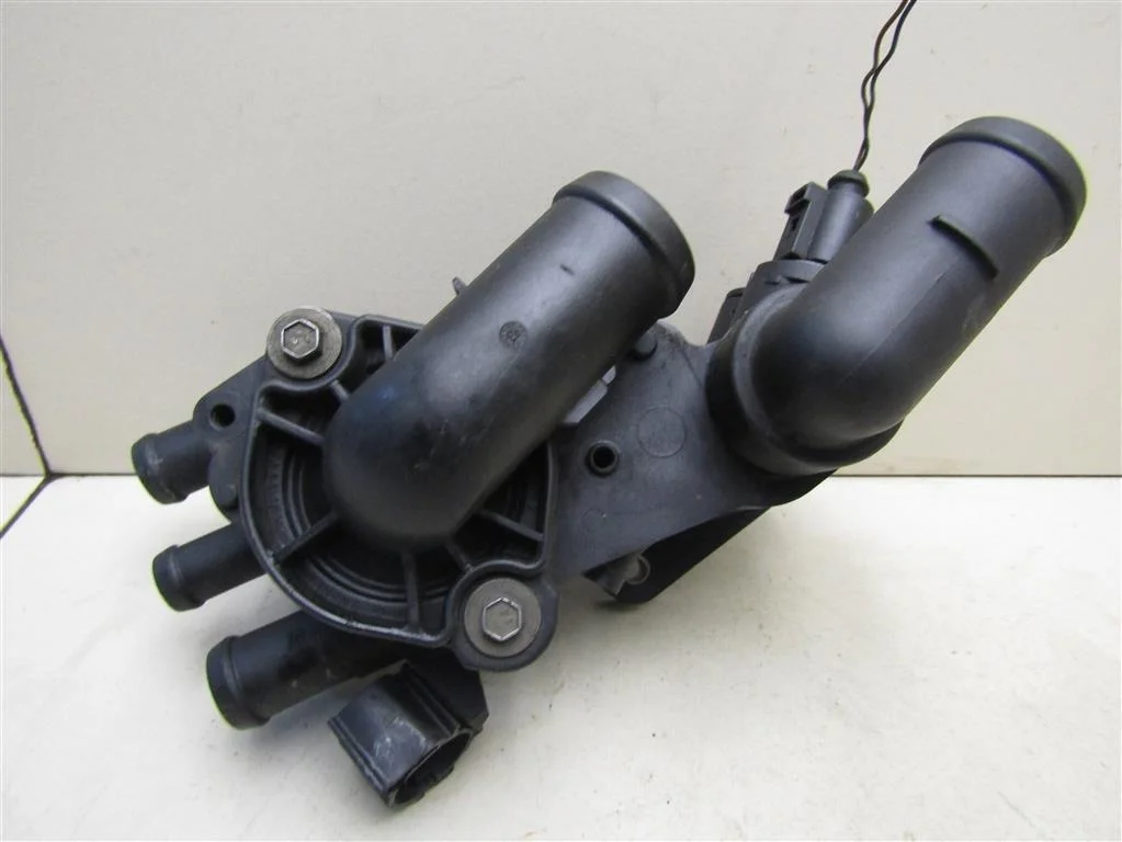 Корпус термостата VW Polo 2001-2009  [032121111AP]  1.4 в Вологде
