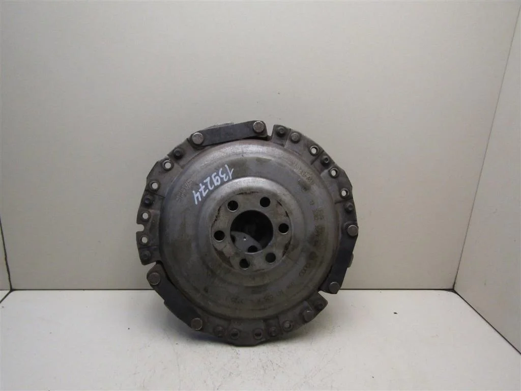 Корзина сцепления VW Golf IV \Bora 1997-2005  [036141025K]  1.6 BCB в Вологде