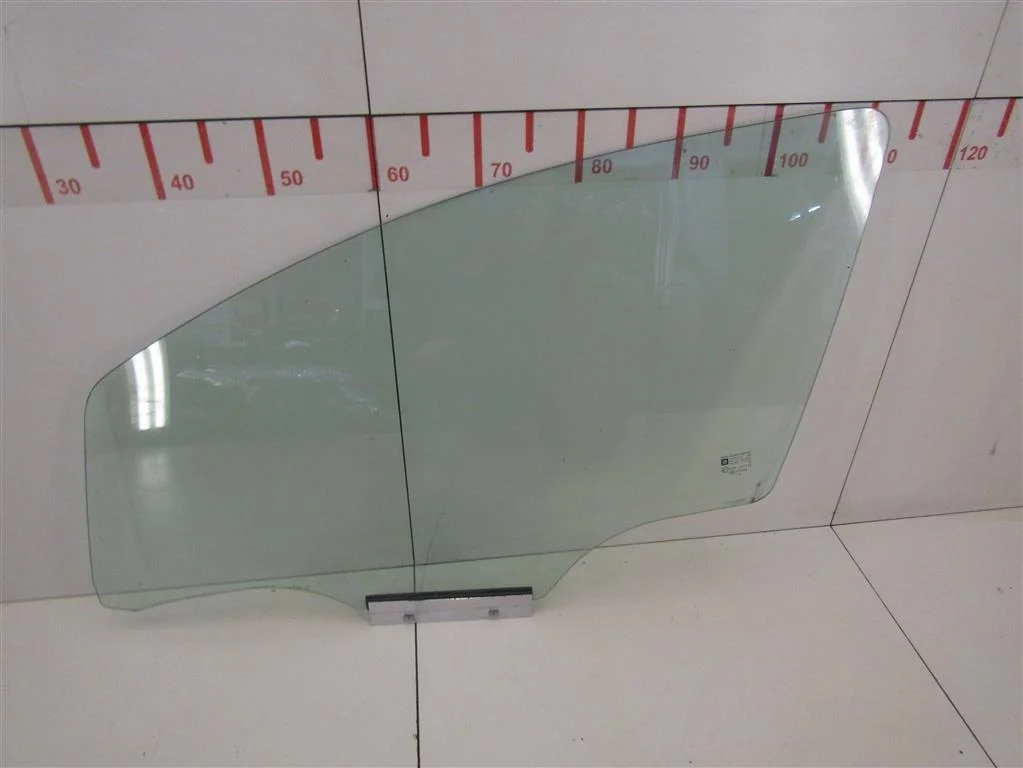 Стекло двери передней левой Opel Corsa D 2006-2015  [13188459]  в Вологде