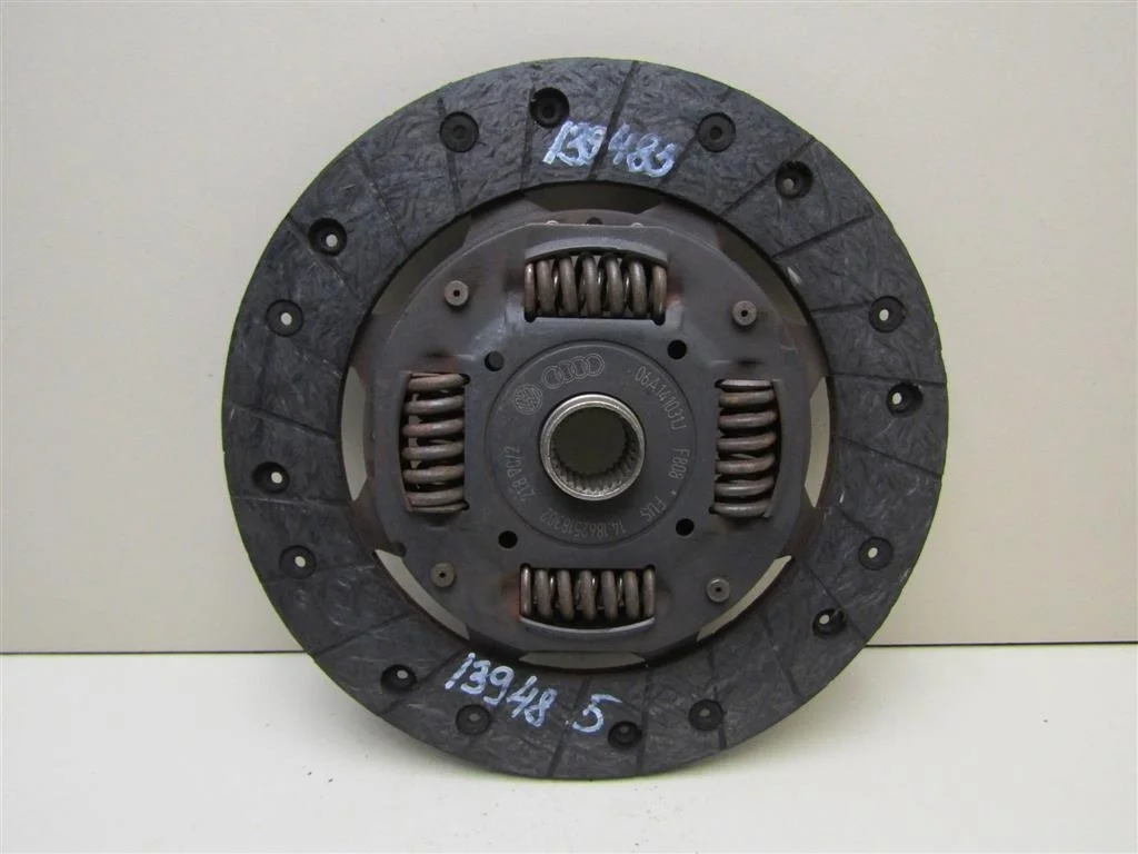 Диск сцепления VW Golf IV \Bora 1997-2005  [06A141031J]  в Вологде