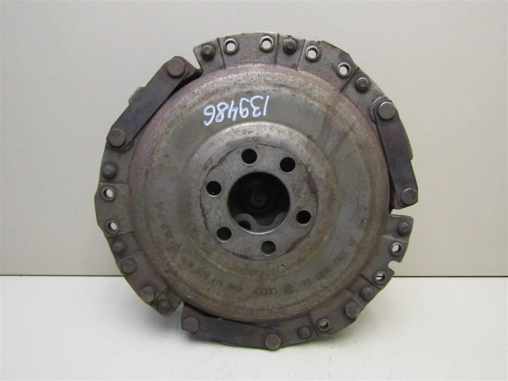Корзина сцепления VW Golf IV \Bora 1997-2005  [036141025K]  в Вологде