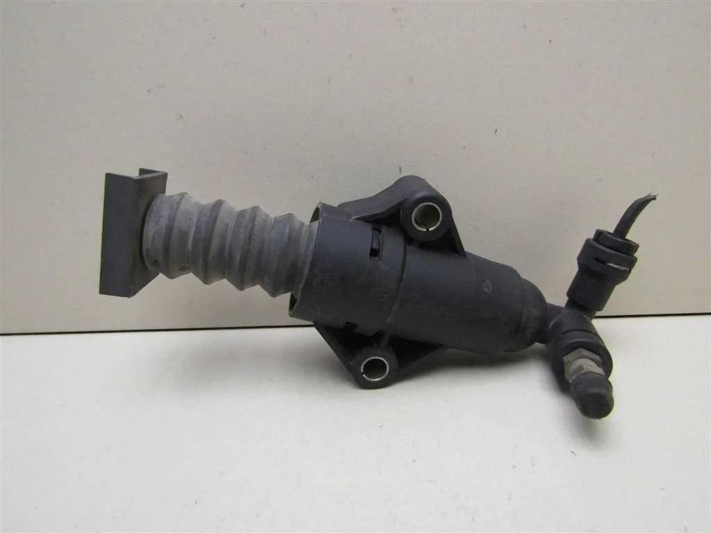 Цилиндр сцепления рабочий VW Golf IV \Bora 1997-2005  [1J0721261E]  1.4 1.6 в Вологде