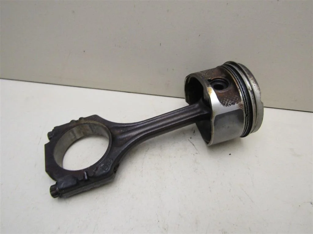 Шатун VW Golf IV \Bora 1997-2005  [036198401C]  1.4-1.6 в Вологде