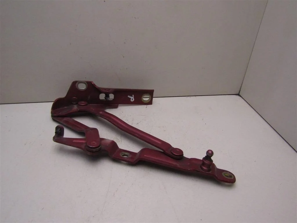 Петля крышки багажника Hyundai Sonata IV (EF)/ Sonata Tagaz 2001-2012  [792203D000]  2,0 G4JP в Вологде