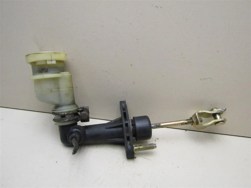 Цилиндр сцепления главный Hyundai Sonata IV (EF)/ Sonata Tagaz 2001-2012  [4161038120]  2,0 G4JP в Вологде