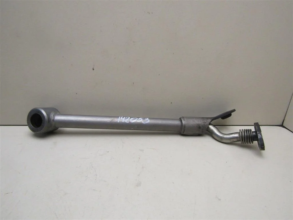 Трубка турбины VW Passat (B6) 2005-2010  [03G145535F]  1.9 BLS в Вологде