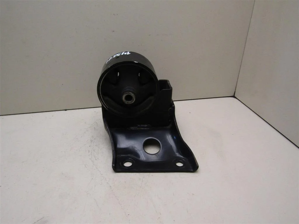 Опора КПП левая Nissan Almera N16 2000-2006  [112205M505]  QG15DE в Вологде