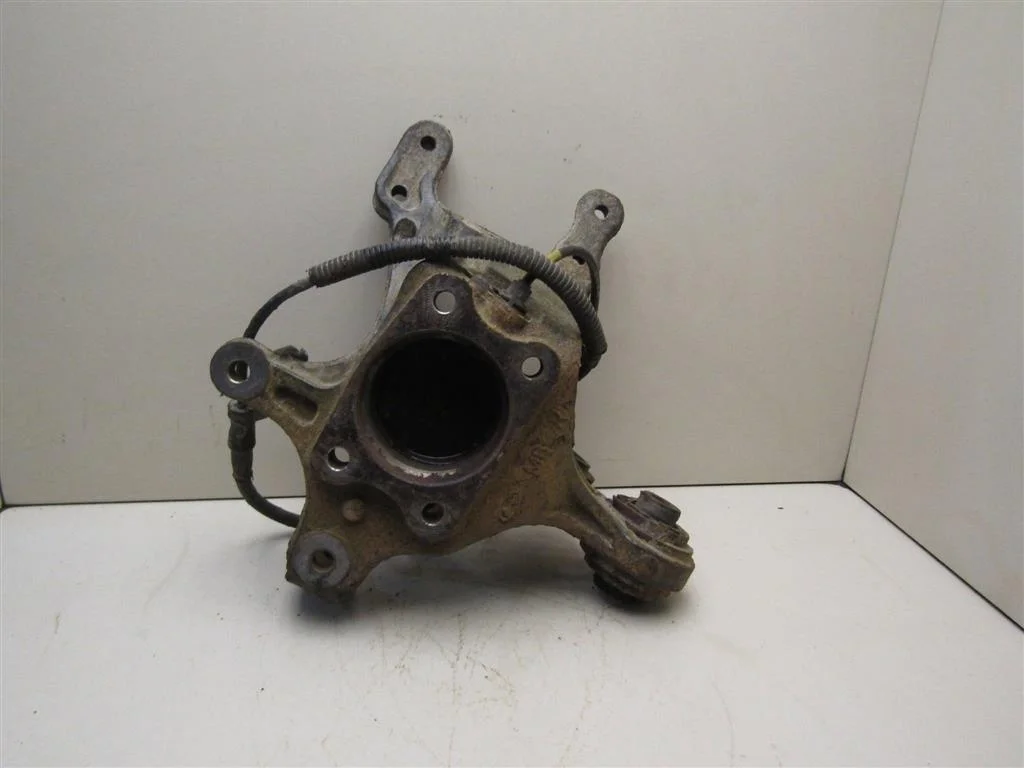 Кулак поворотный задний правый Kia Ceed 2007-2012  [527201H500]  1.6 G4FC в Вологде