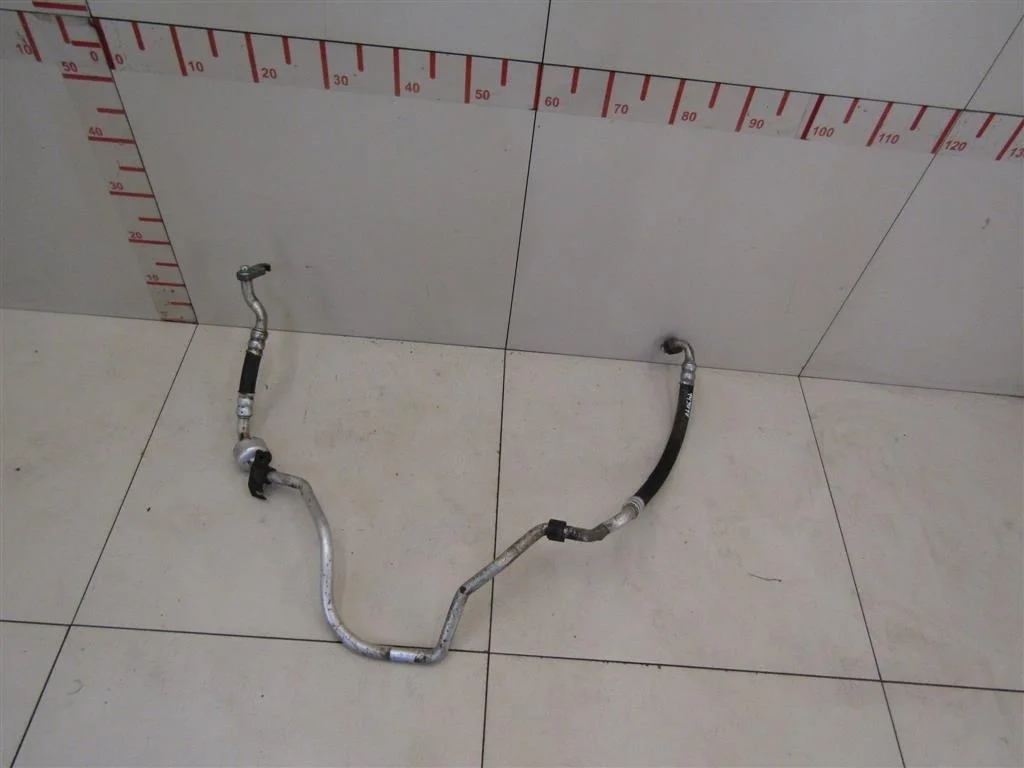 Трубка кондиционера Kia Ceed 2007-2012  [977641H050]  1.6 G4FC в Вологде