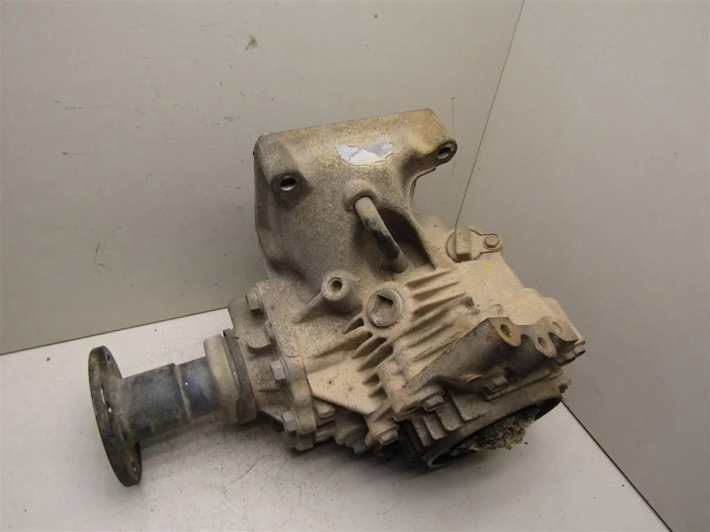 Коробка раздаточная Nissan X-Trail (T30) 2001-2006  [331008H51C]  2.0 2.5 в Вологде