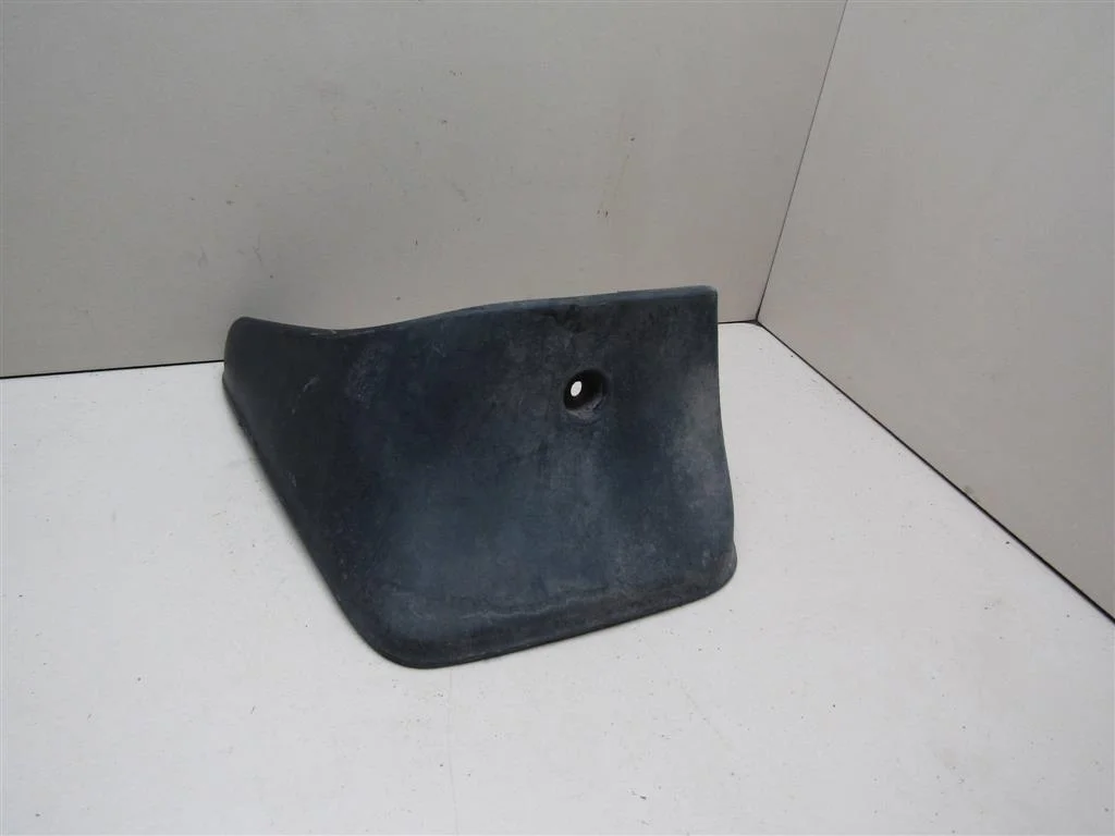 Брызговик задний левый Toyota Corolla E15 2006-2013  [7662612530]  1.6 1ZR-FE  в Вологде
