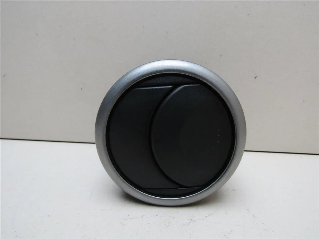 Дефлектор воздушный Mazda Mazda 3 (BK) 2002-2009  [BP4K64730B]  1.6 16V Z6 в Вологде