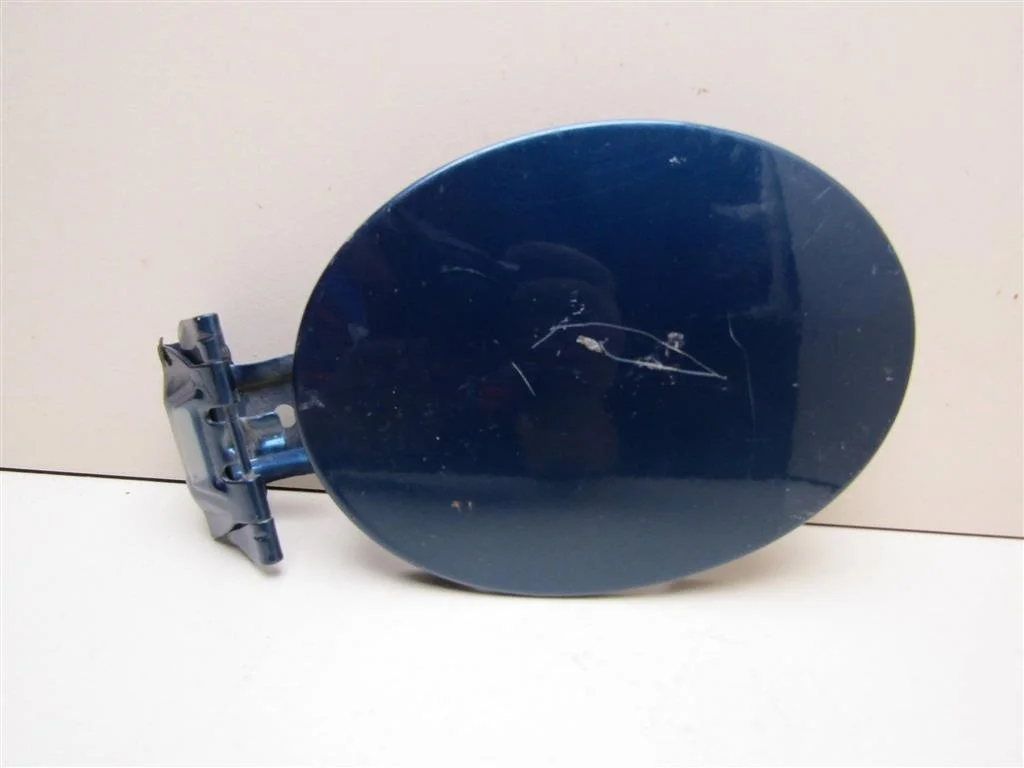 Лючок бензобака Mazda Mazda 3 (BK) 2002-2009  [BN8V42410E]  1.6 16V Z6 в Вологде