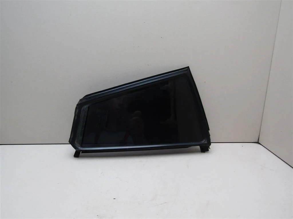 Стекло двери задней правой (форточка) Mazda Mazda 3 (BK) 2002-2009  [BN8V72661A]  1.6 16V Z6 в Вологде