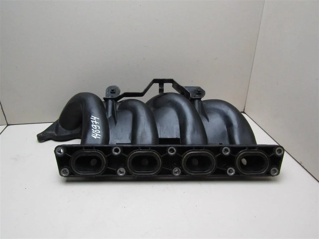 Коллектор впускной VW Golf IV \Bora 1997-2005  [06A133206C]  1.8 AGN в Вологде